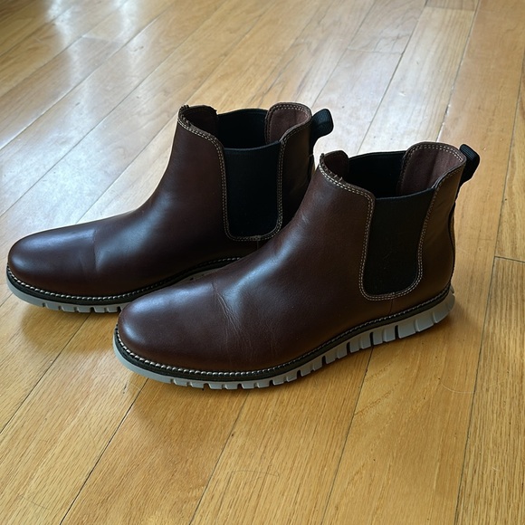 Cole Haan Men’s Waterproof boots - Picture 2 of 4